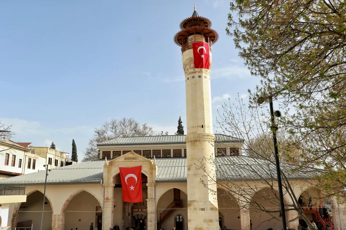Gaziantep Airport to City Centre 2026: Havaş Shuttle, Taxi & Tips