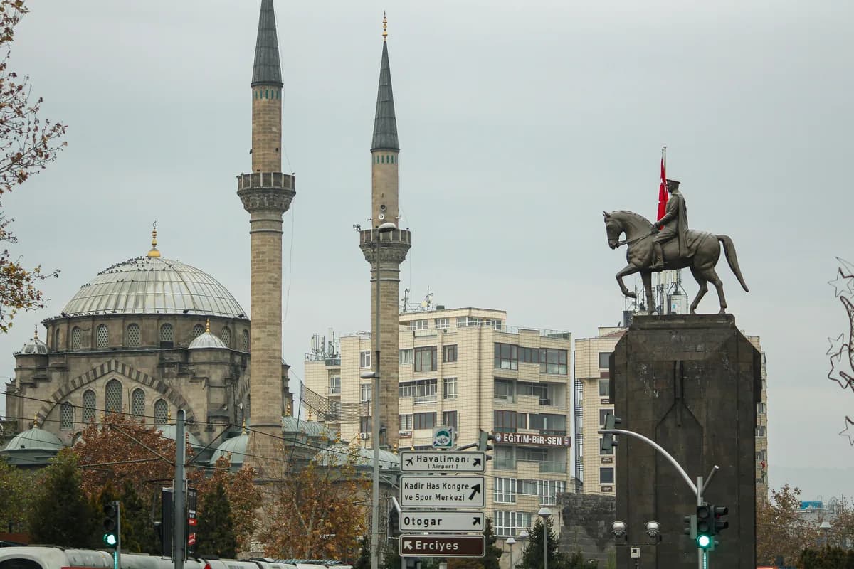 Kayseri Havalimanı Taksi Ücretleri 2026 — ASR Tarife ve Güzergah Fiyatları
